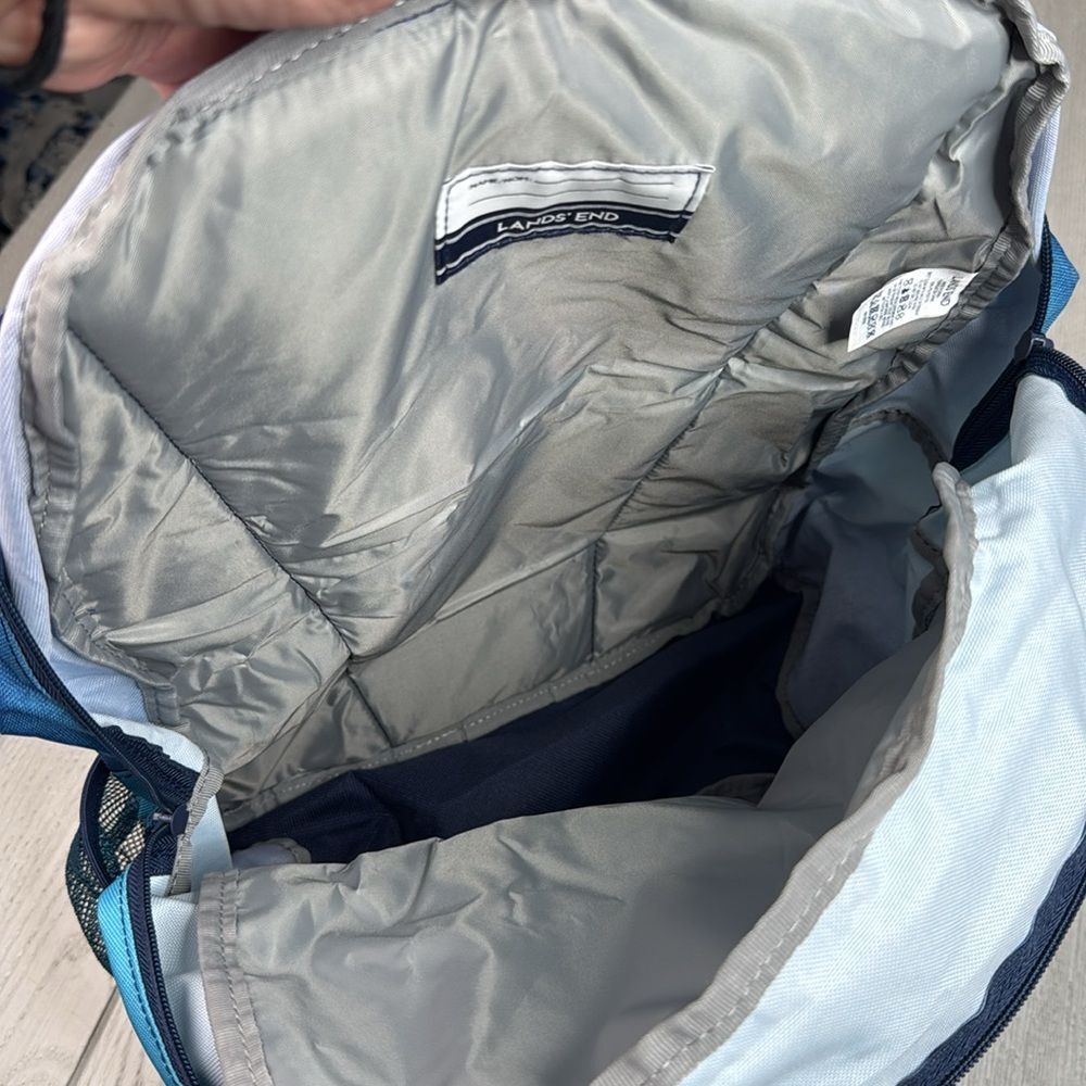 Lands’ end classmate backpack, blue ombré backpack - Picture 9 of 10